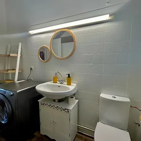 Apartment Maisonnette 2 A 4 Pers- Jardin Privatif Cloture- Calme- Stationnement Gratuit- Pau Ouest *