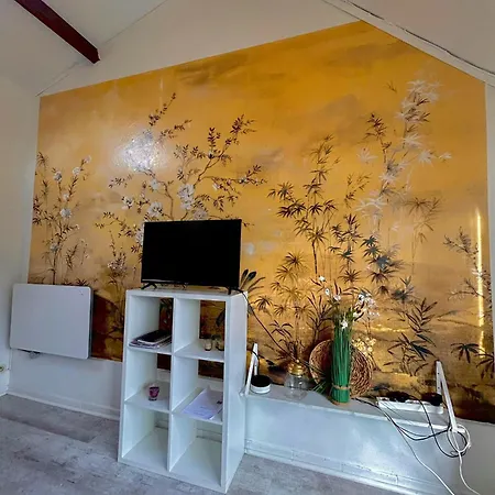 Maisonnette 2 A 4 Pers- Jardin Privatif Cloture- Calme- Stationnement Gratuit- Pau Ouest *
